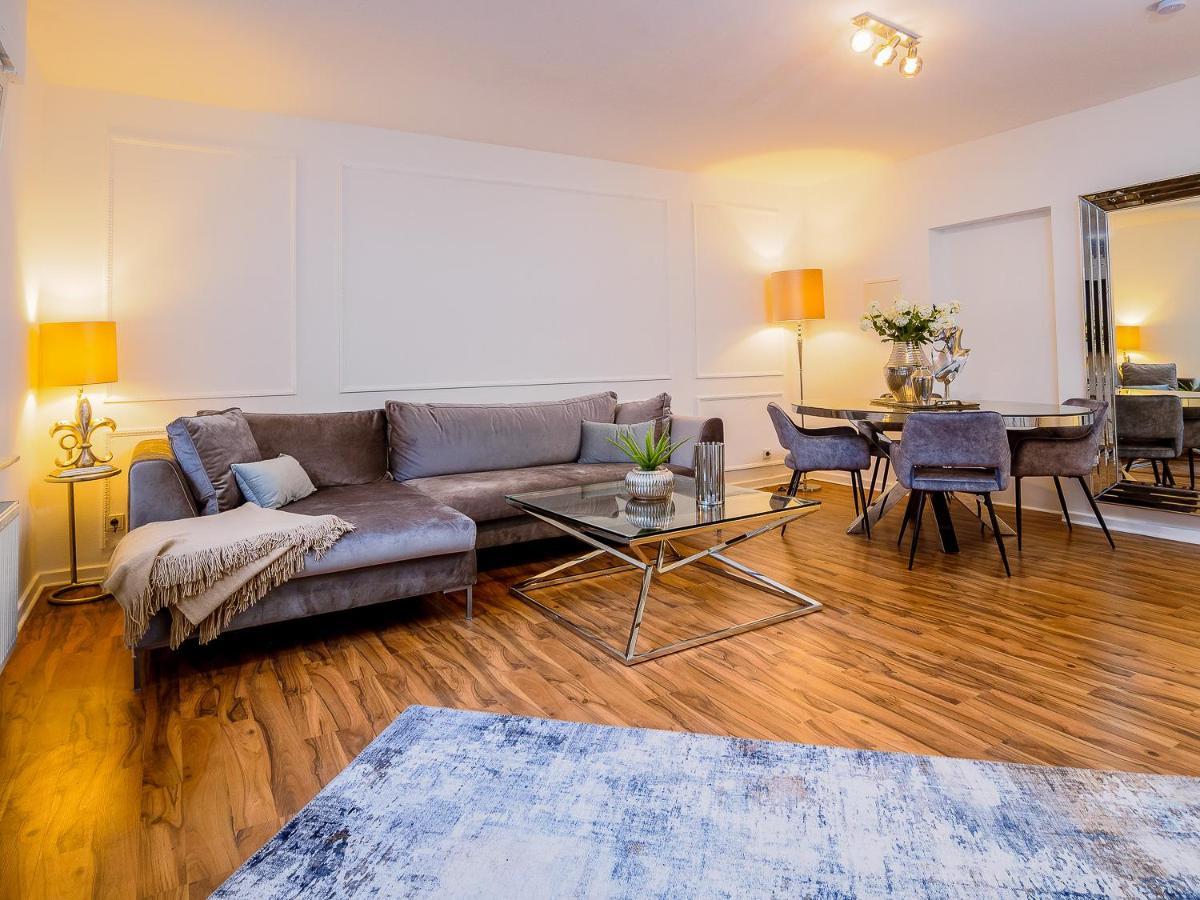 Gemuetliche & Individuelle Ferienwohnungen In Krefeld - Junik Apartments Exterior photo